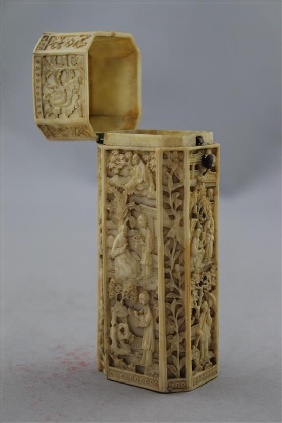 A Chinese export ivory etui case, c.1800, 12cm., slight losses